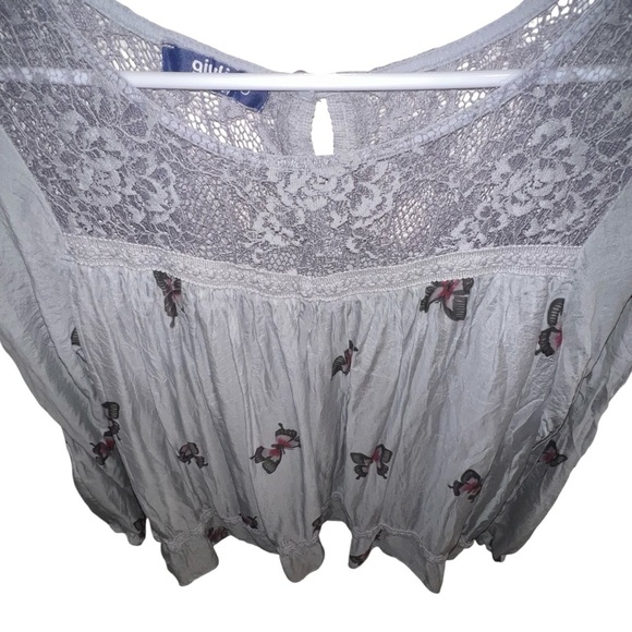 EUC Giulia Silk Elegant Lace Butterfly Print 🦋 Lace Long Sleeve Grey Top Small - Picture 2 of 7